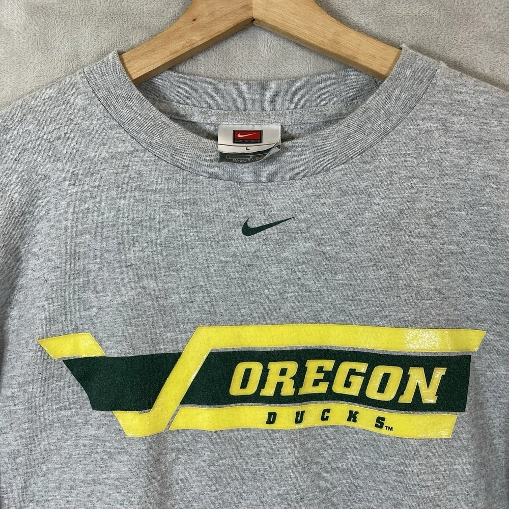 Vtg 90s Nike Center Swoosh Long Sleeve Tshirt Mens Large Y2K Oregon Ducks UO